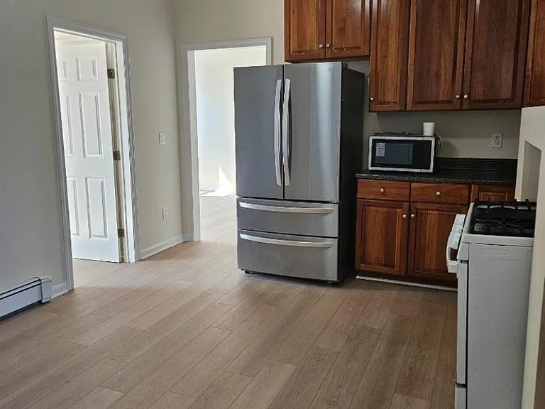 372 Bergen St — Photo 20