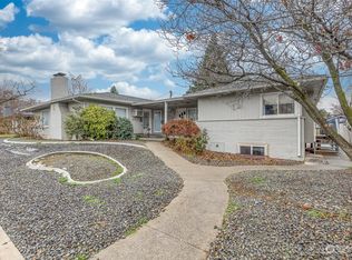 120 S Cascade St, Kennewick, WA 99336