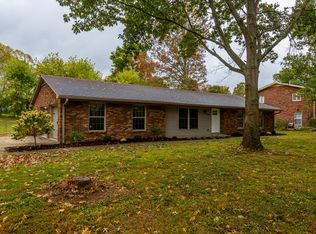 858 Springhill Ln, Frankfort, KY 40601