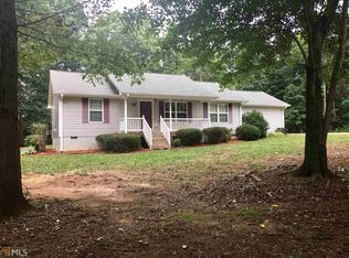 108 Shadow Walk Dr, Mount Airy, GA 30563