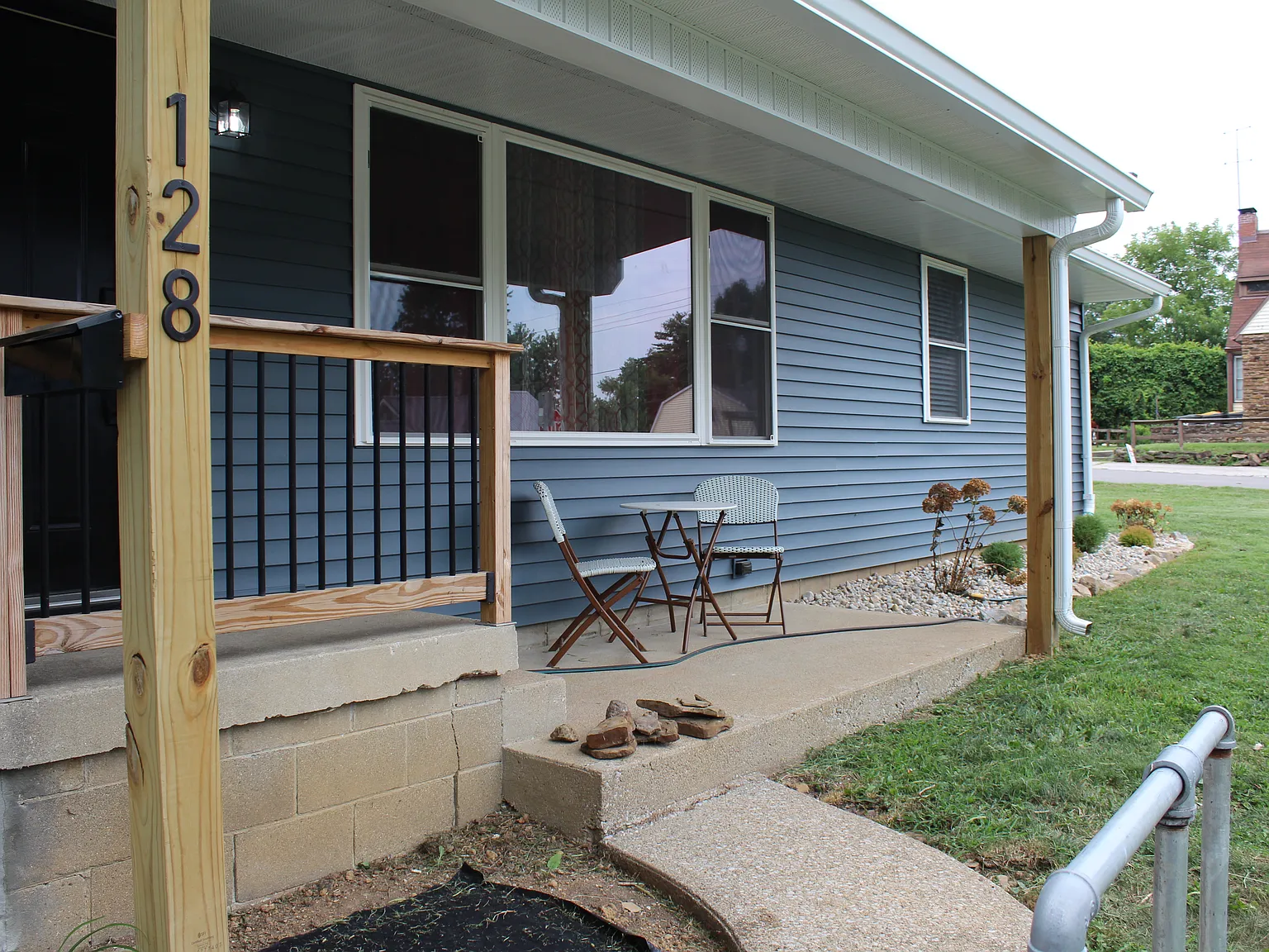 3 bed, 1560 sqft, $4,500 — Photo 2