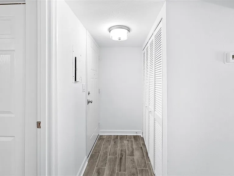 505 Plaza Seville Ct #9 — Photo 18