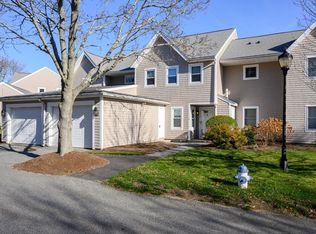 6 Schooner Ln UNIT 6, Quincy, MA 02171