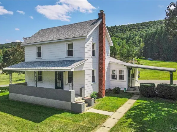 1065 Oak Grove Dr, Lehighton, PA 18235