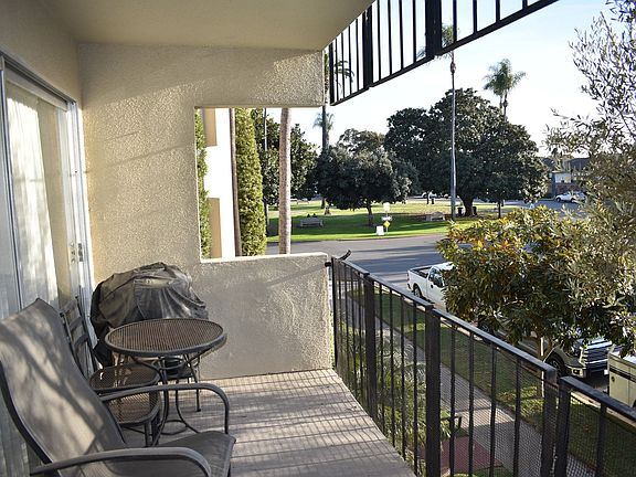 2nd image of 1155 Star Park Cir Unit 2B