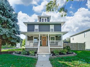 230 Leroy Ave, Bowling Green, OH 43402