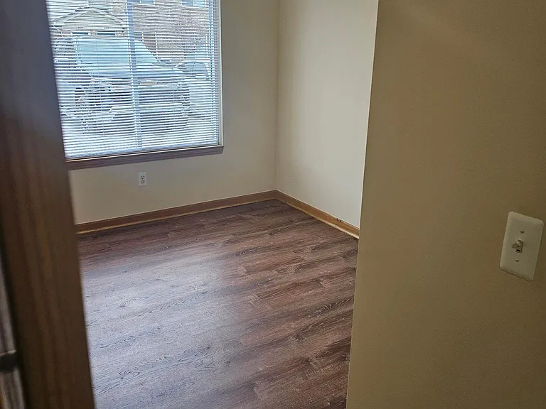 30340 Wedgewood Cir — Photo 6