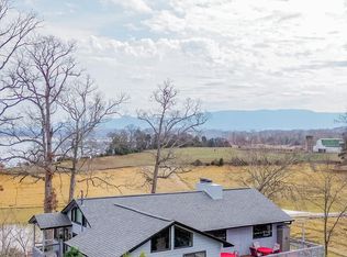 1449 Bucks Point Way, Dandridge, TN 37725