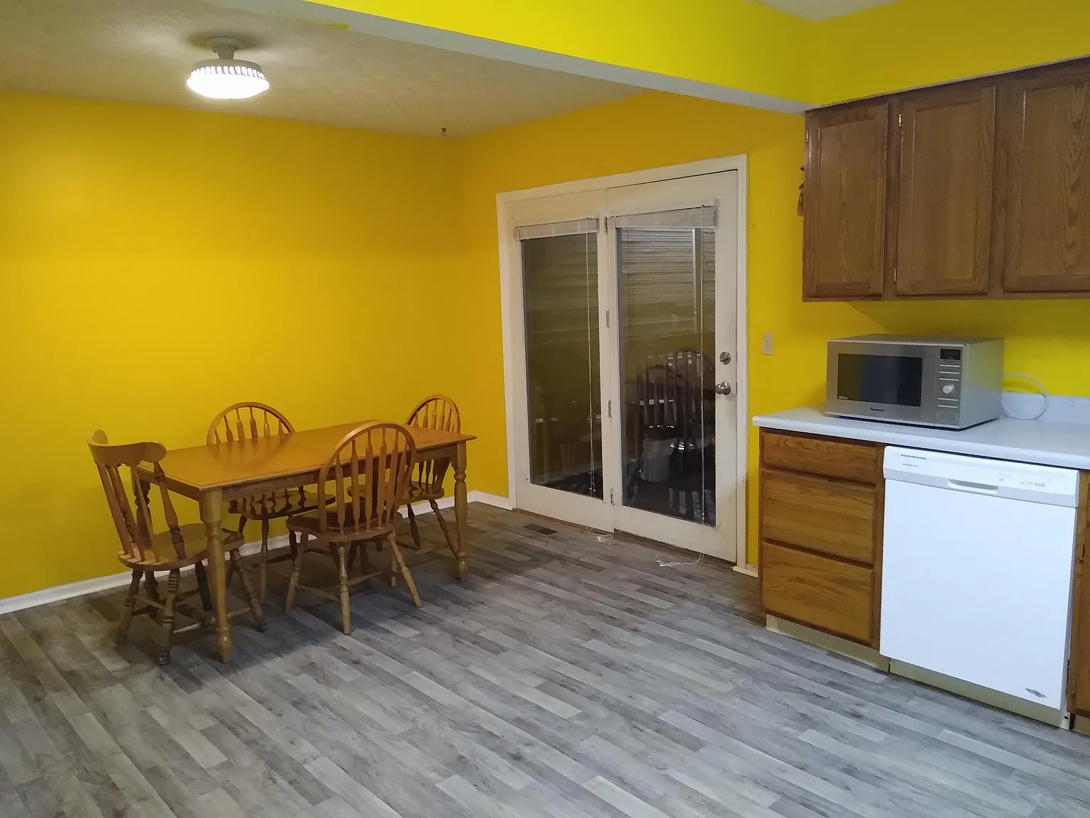 3 bed, 2.5 bath, 1520 sqft, $600 — Photo 4