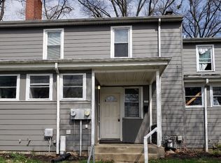 19 Chalmers Ln, Cincinnati, OH 45218