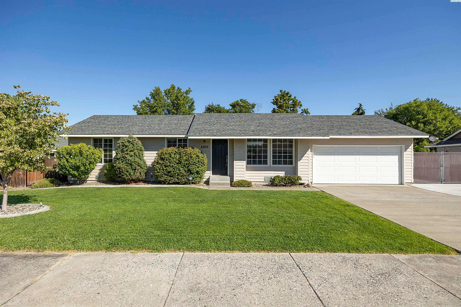 4309 Riverhill Dr photo 1