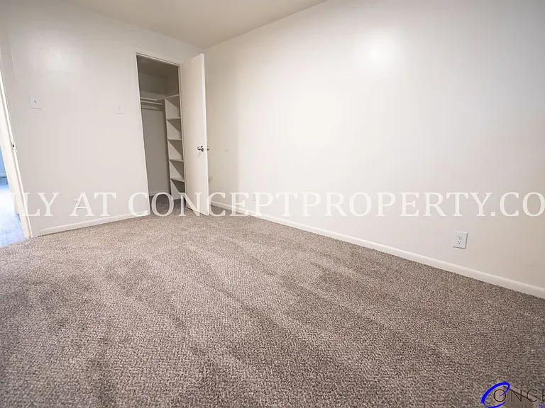 425 E 3rd Ave — Photo 80