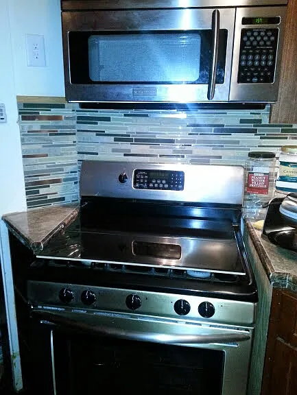304 W Grand Ave #9 — Photo 5