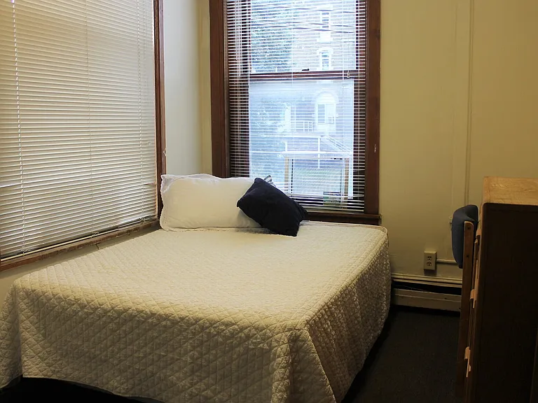 Aces Apartments — Photo 53