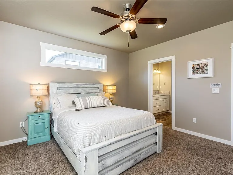 9549 Goldenpond Ct — Photo 15