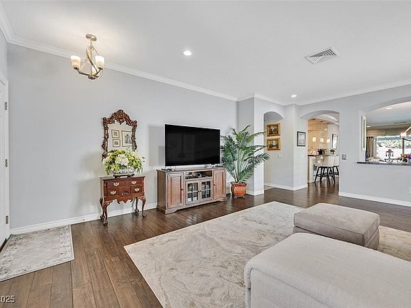 5th image of 2597 Belgreen St