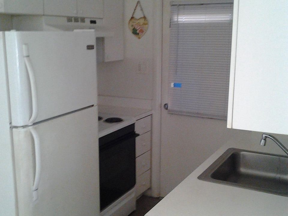 2nd image of 308 Columbia Dr