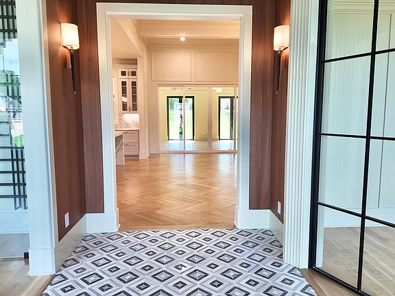 3rd image of 175 Annelise Park Dr