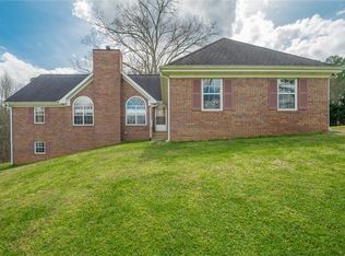 2098 Wilkie Rd, Alpharetta, GA 30004