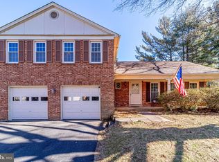 6243 Wilmette Dr, Burke, VA 22015