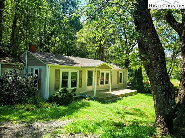 1875 Laurel Fork Road, Vilas, NC 28692