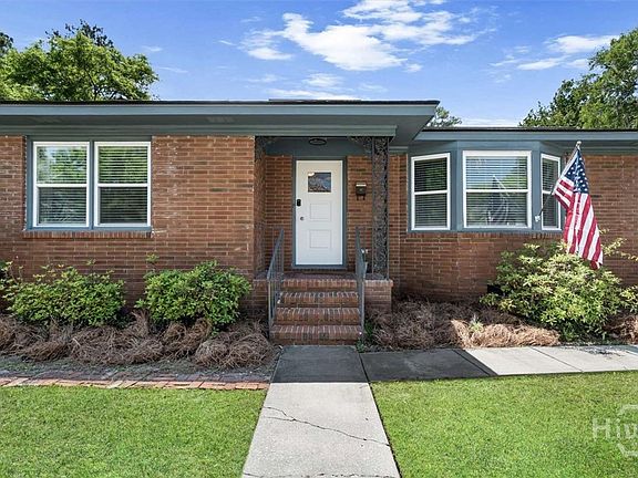 3rd image of 3111 Wright Street