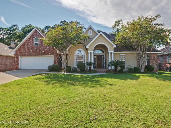 704 Old Savannah Dr, Long Beach, MS 39560