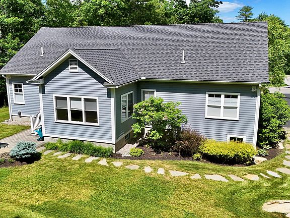 2nd image of 22 Squier Lane