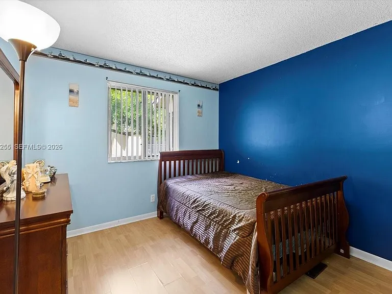 3047 N Oakland Forest Dr #204 — Photo 9