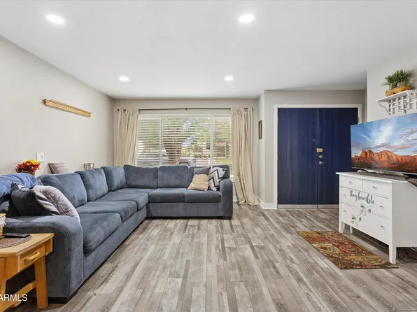 5836 W WINCHCOMB Drive, Glendale, AZ 85306