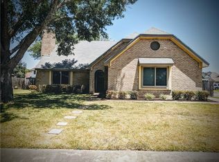 606 Oak Ridge Dr, Pflugerville, TX 78660