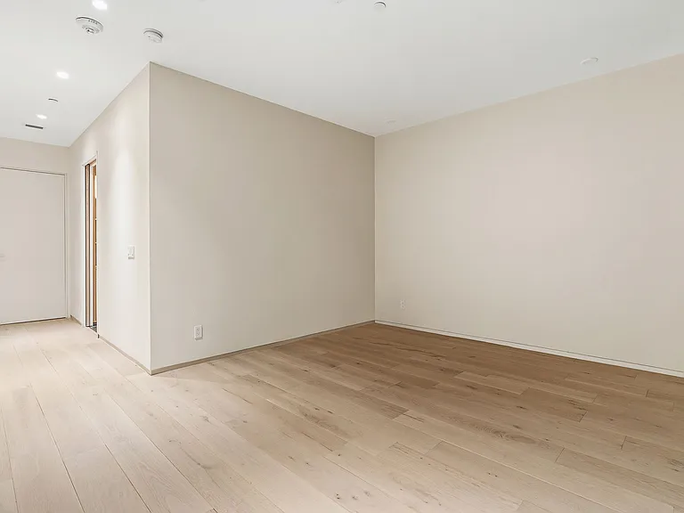 1209 E Cumberland Ave #2902-1/2 — Photo 26