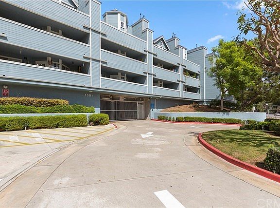 Hillcrest, one of the most desirable 55+ communities in Fullerton