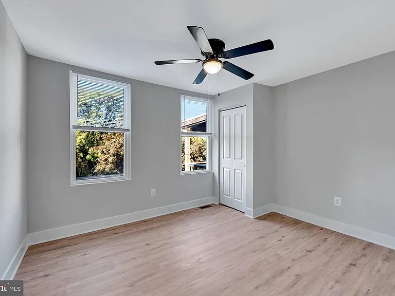 3152 Remington Ave — Photo 19