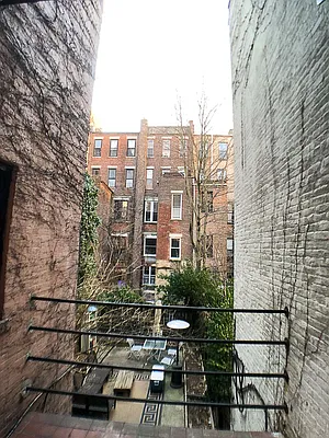 Rented by Francine Realty | media 17