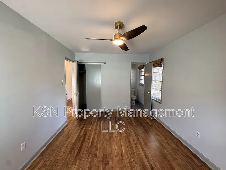 1436 E 42nd St — Photo 11