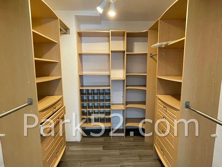 808 S Oxford St — Photo 15