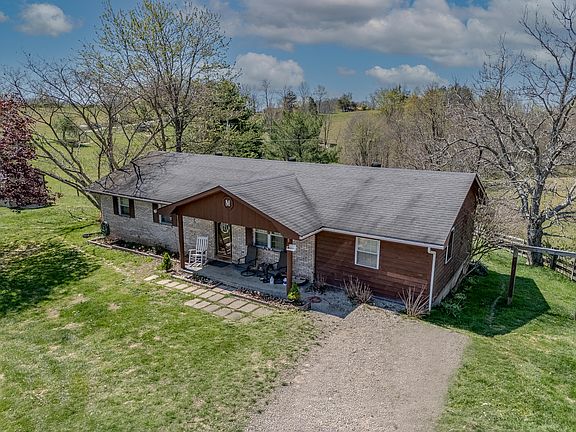 3rd image of 615 Igo Ridge Rd