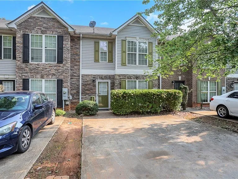 3516 Waldrop Trl — Photo 1