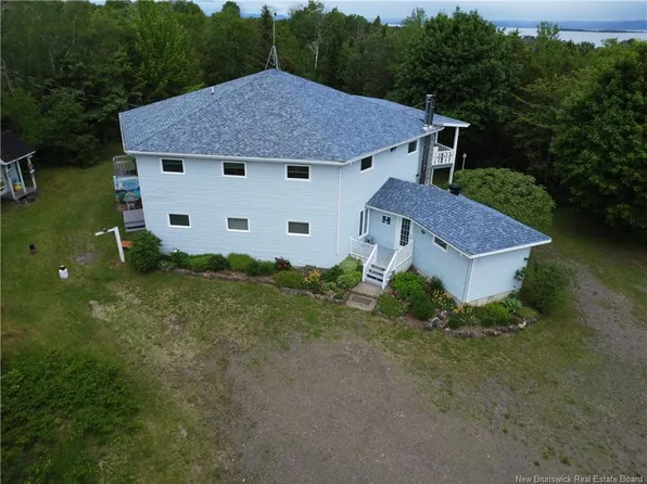 15 Benjamin Portage Rd N, Colborne, NB E8G 1N9
