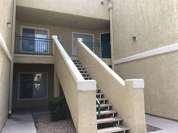 2nd image of 1533 Linnbaker Ln Unit 203