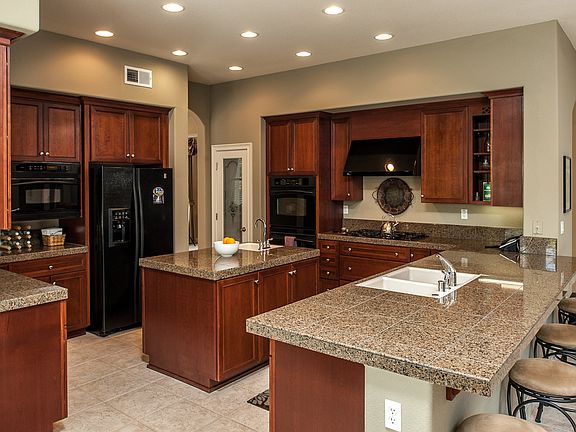 5th image of 1541 Woodgrove Way