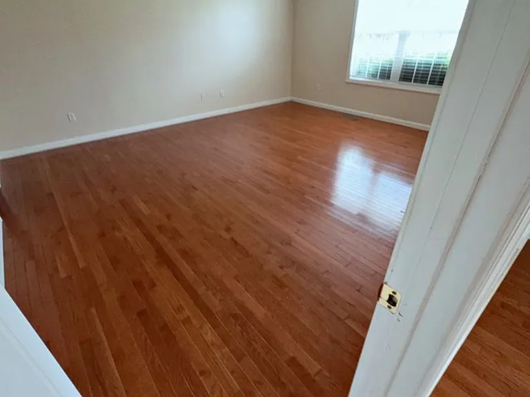 7008 Brittney Cir — Photo 15