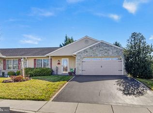 517 Foggy Bottom Rd, Ephrata, PA 17522