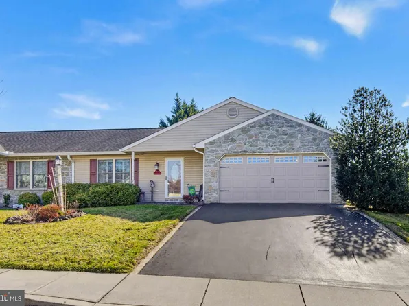517 Foggy Bottom Rd, Ephrata, PA 17522