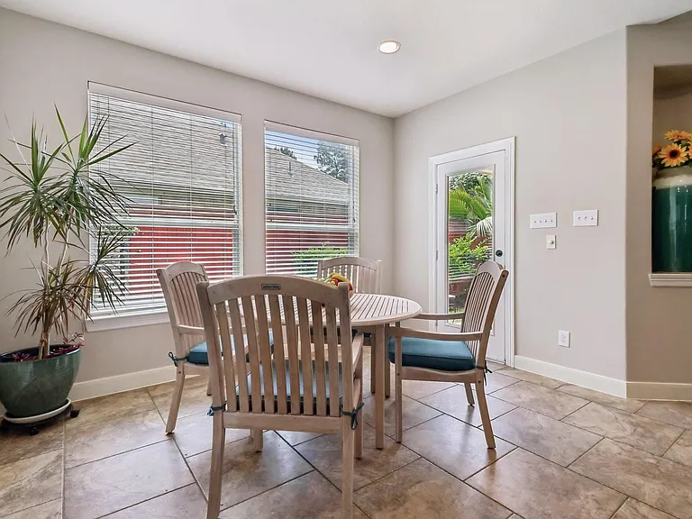 15 Verdin Pl — Photo 9