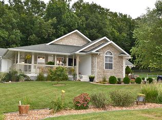 1515 E 559th Rd, Brighton, MO 65617