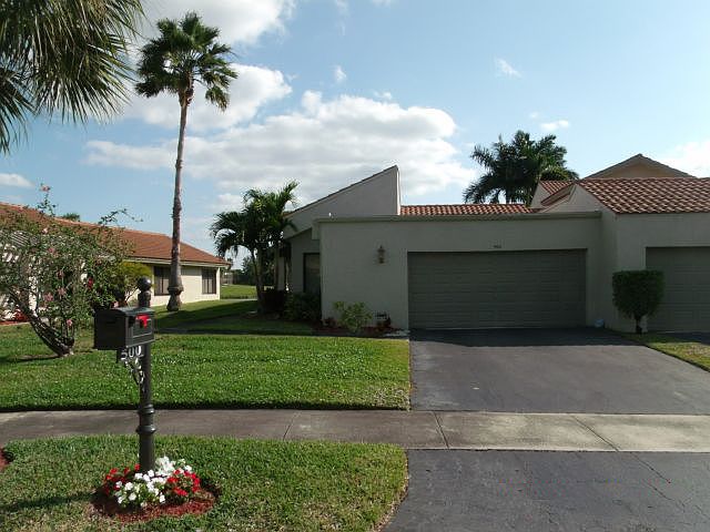 1st image of 500 Village Lake Dr