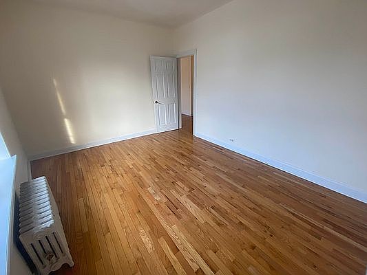 4th image of 660 Saint Nicholas Ave #6J