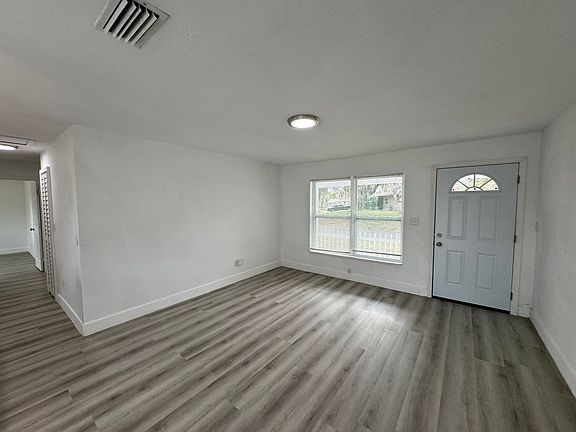 2nd image of 1150 Overlook Ter